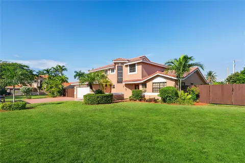 4660 SW 156th Pl, Miami, FL 33185