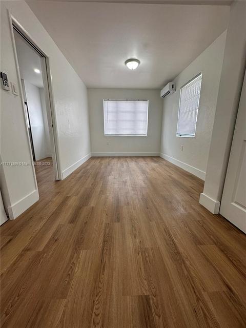 5070 E 3rd Ave, Hialeah, FL 33013 photo 5