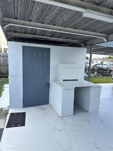5070 E 3rd Ave, Hialeah, FL 33013 photo 12