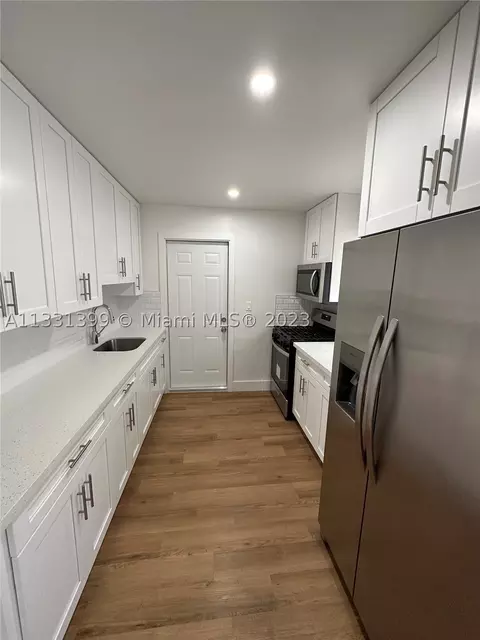 5070 E 3rd Ave, Hialeah, FL 33013 photo 1