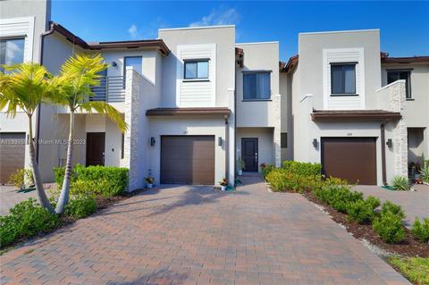 397 NE 211th Ter, Miami, FL 33179