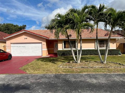 15911 SW 104th Ter, Miami, FL 33196