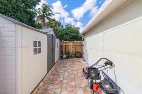 556 E 62nd St, Hialeah, FL 33013 photo 23