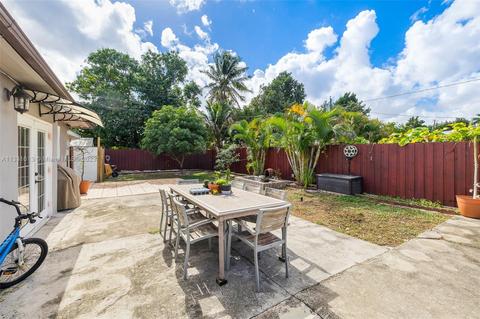 556 E 62nd St, Hialeah, FL 33013 photo 26