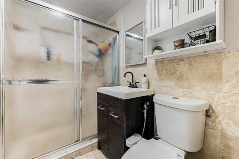556 E 62nd St, Hialeah, FL 33013 photo 18