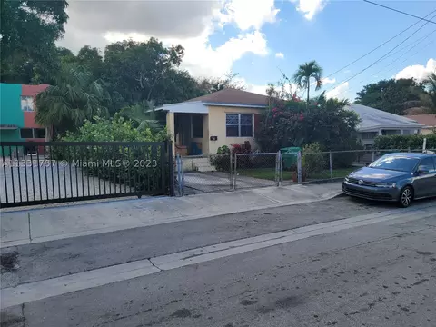 320 NW 32nd St, Miami, FL 33127