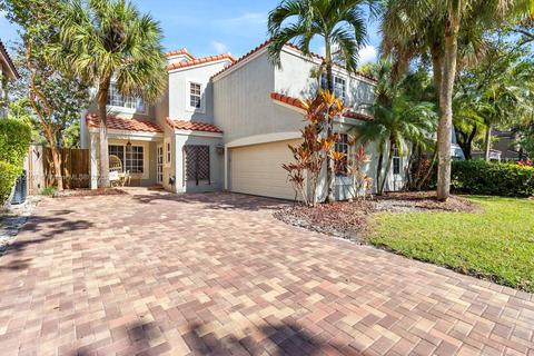 10351 NW 11th Ct, Plantation, FL 33322