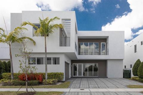 7610 NW 101st Ct, Doral, FL 33178