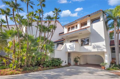 2000 S Bayshore Dr #4, Miami, FL 33133