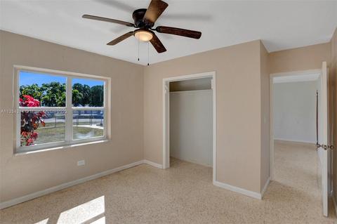 681 E 12th Pl, Hialeah, FL 33010 photo 32