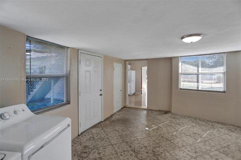 681 E 12th Pl, Hialeah, FL 33010 photo 23