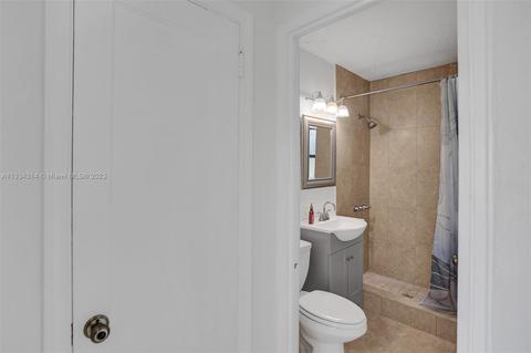 681 E 12th Pl, Hialeah, FL 33010 photo 33