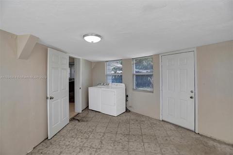 681 E 12th Pl, Hialeah, FL 33010 photo 24