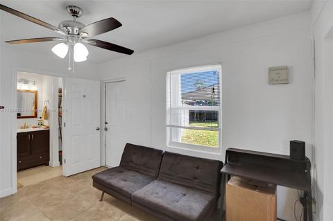 681 E 12th Pl, Hialeah, FL 33010 photo 18