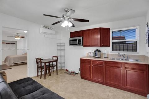 681 E 12th Pl, Hialeah, FL 33010 photo 16