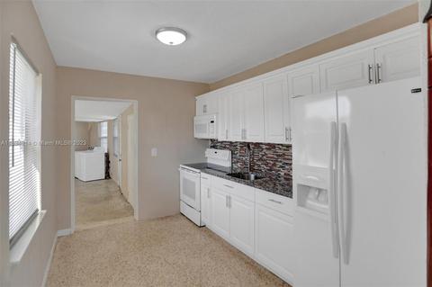 681 E 12th Pl, Hialeah, FL 33010 photo 29