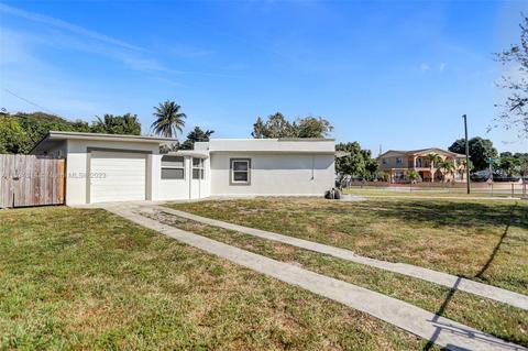 681 E 12th Pl, Hialeah, FL 33010 photo 2