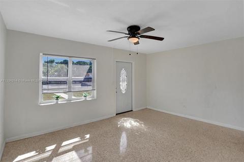 681 E 12th Pl, Hialeah, FL 33010 photo 38