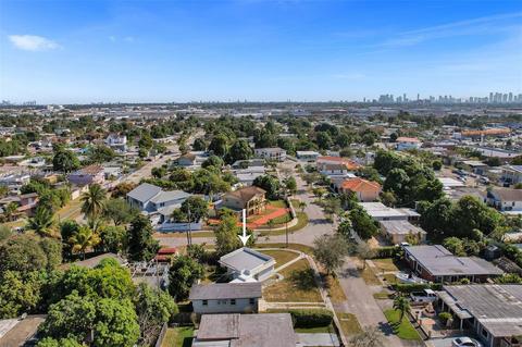681 E 12th Pl, Hialeah, FL 33010 photo 41