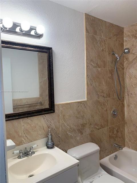 8150 W 8th Ct, Hialeah, FL 33014 photo 26