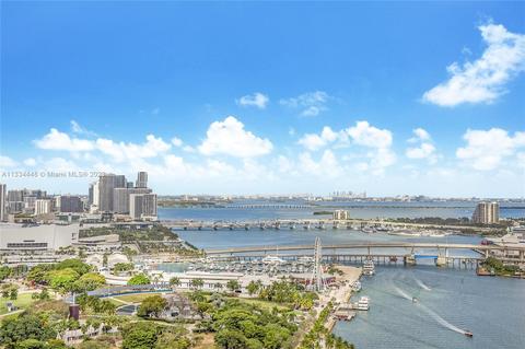 325 S Biscayne Blvd #3516, Miami, FL 33131