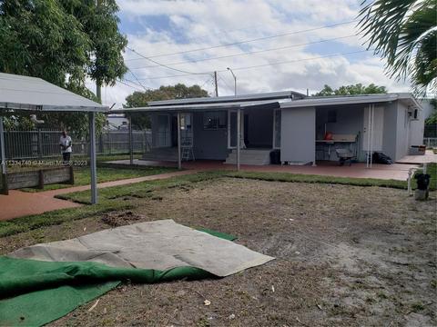 223 W 13th St, Hialeah, FL 33010 photo 51