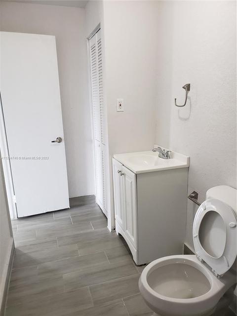223 W 13th St, Hialeah, FL 33010 photo 31