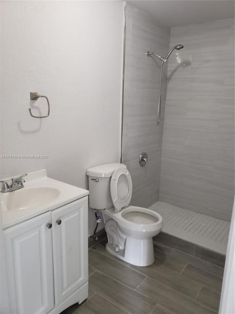 223 W 13th St, Hialeah, FL 33010 photo 28