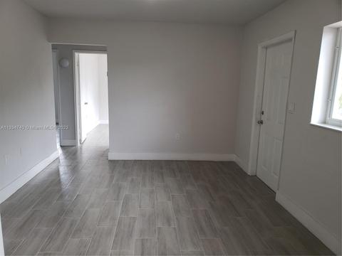 223 W 13th St, Hialeah, FL 33010 photo 14