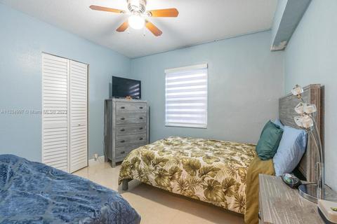 781 E 46th St, Hialeah, FL 33013 photo 17