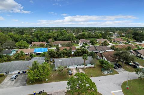 4583 SE Ontario Dr, Stuart, FL 34997 photo 4