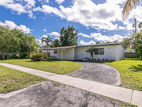 550 NE 172nd St, North Miami Beach, FL 33162