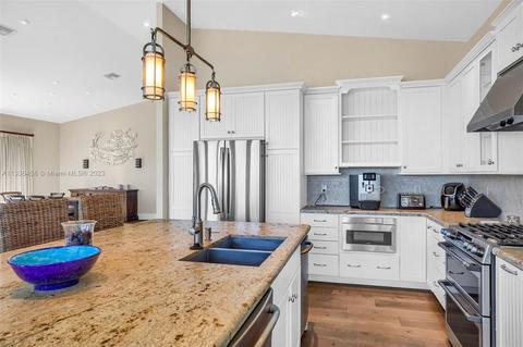 111 Coco Plum Dr, Marathon, FL 33050 photo 22