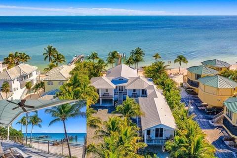 111 Coco Plum Dr, Marathon, FL 33050 photo 1