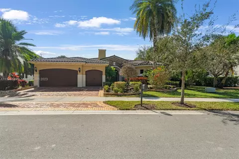6911 Long Leaf Dr, Parkland, FL 33076