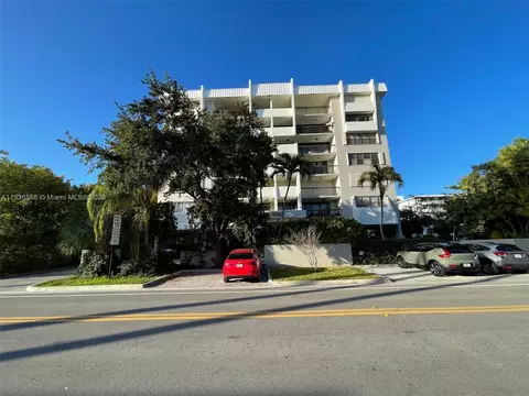 9300 Bay Harbor Ter #3C, Bay Harbor Islands, FL 33154