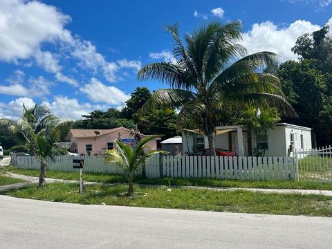 15600 NW 158th Street Rd, Opa Locka, FL 33054