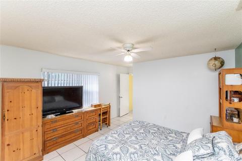 6060 NW 199th St, Hialeah, FL 33015 photo 27