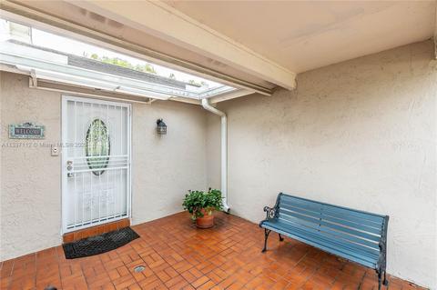 6060 NW 199th St, Hialeah, FL 33015 photo 10