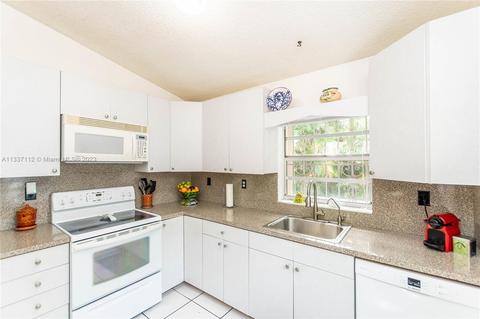 6060 NW 199th St, Hialeah, FL 33015 photo 21