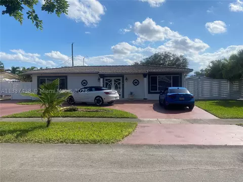 744 W 64th Dr, Hialeah, FL 33012 photo 1