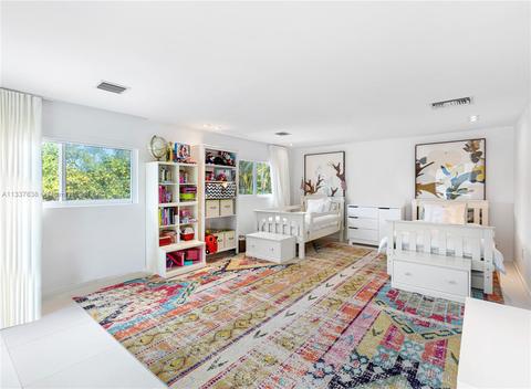 Bedroom - 345 Harbor Ct, Key Biscayne, FL 33149 photo 8 of 9