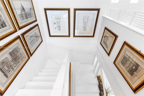 Entry Way - 345 Harbor Ct, Key Biscayne, FL 33149 photo 2 of 2