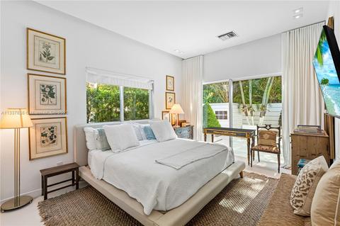 Bedroom - 345 Harbor Ct, Key Biscayne, FL 33149 photo 1 of 9