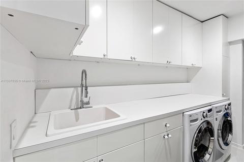 Other - 345 Harbor Ct, Key Biscayne, FL 33149 photo 9 of 10