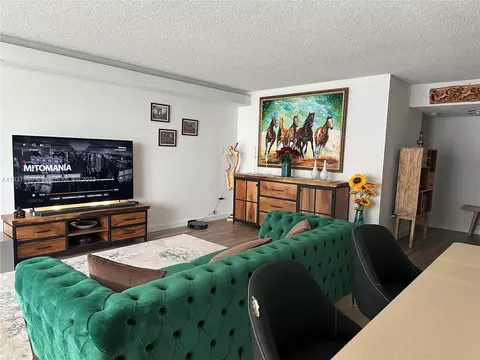 18061 Biscayne Blvd #1201-2, Aventura, FL 33160