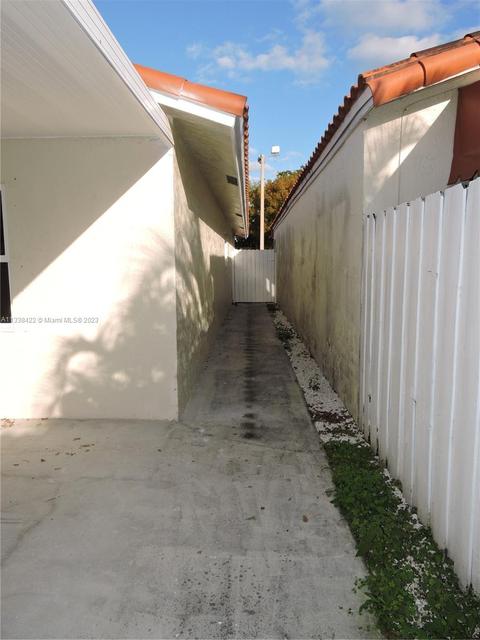 6440 W 24th Ct, Hialeah, FL 33016 photo 27
