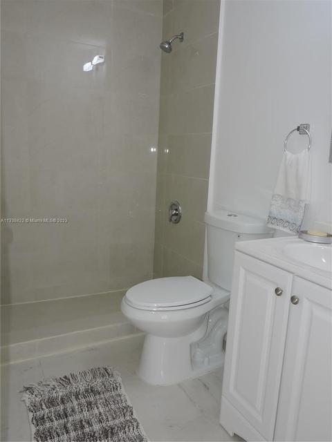 6440 W 24th Ct, Hialeah, FL 33016 photo 21