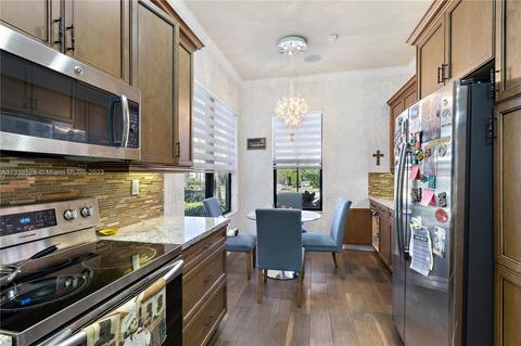 3514 W 97 St, Hialeah, FL 33018 photo 8