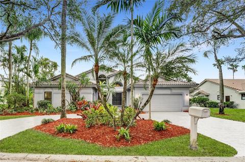 10356 NW 6th Ct, Coral Springs, FL 33071